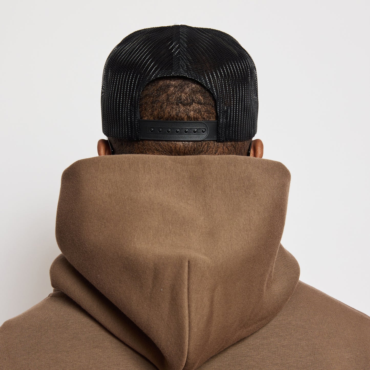 Old English Trucker Cap - Black / White