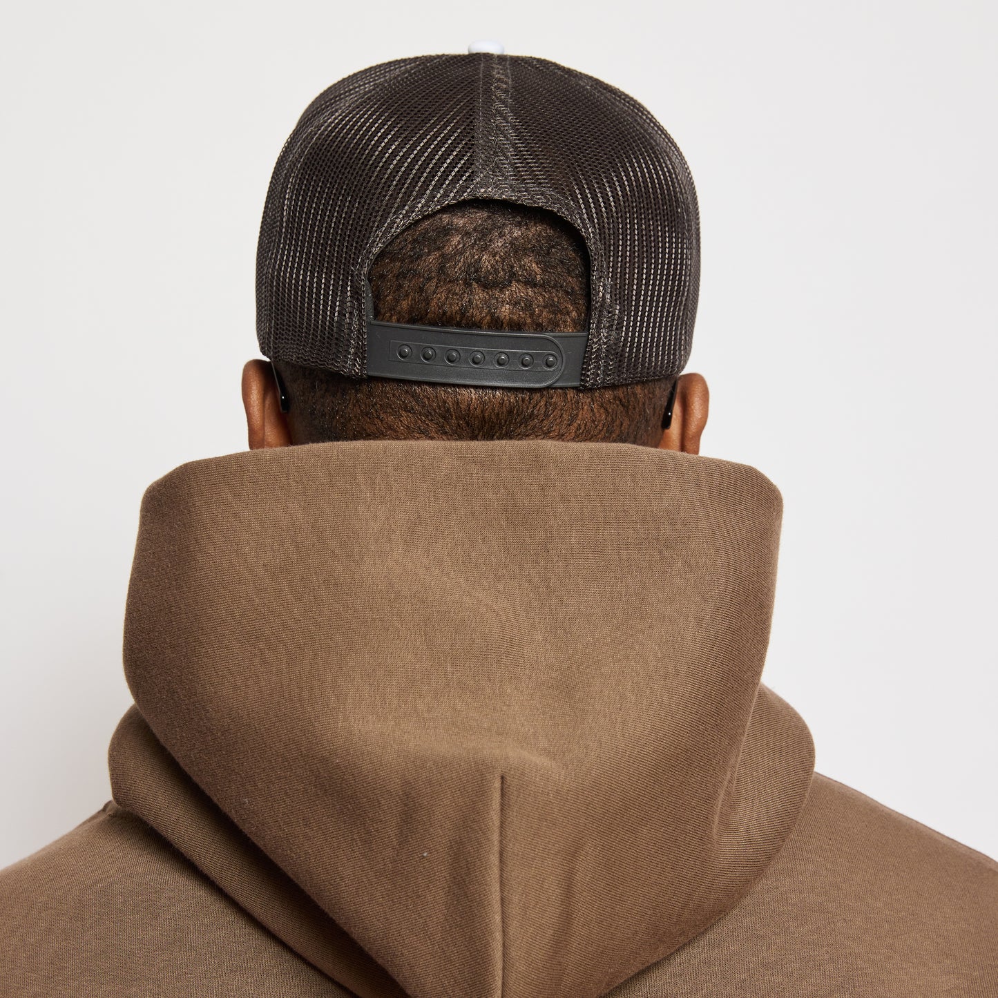 Old English Trucker Cap - Chocolate / White
