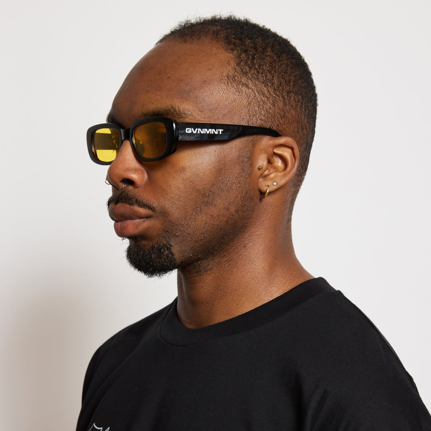 Nova Sunglasses - Black / Yellow