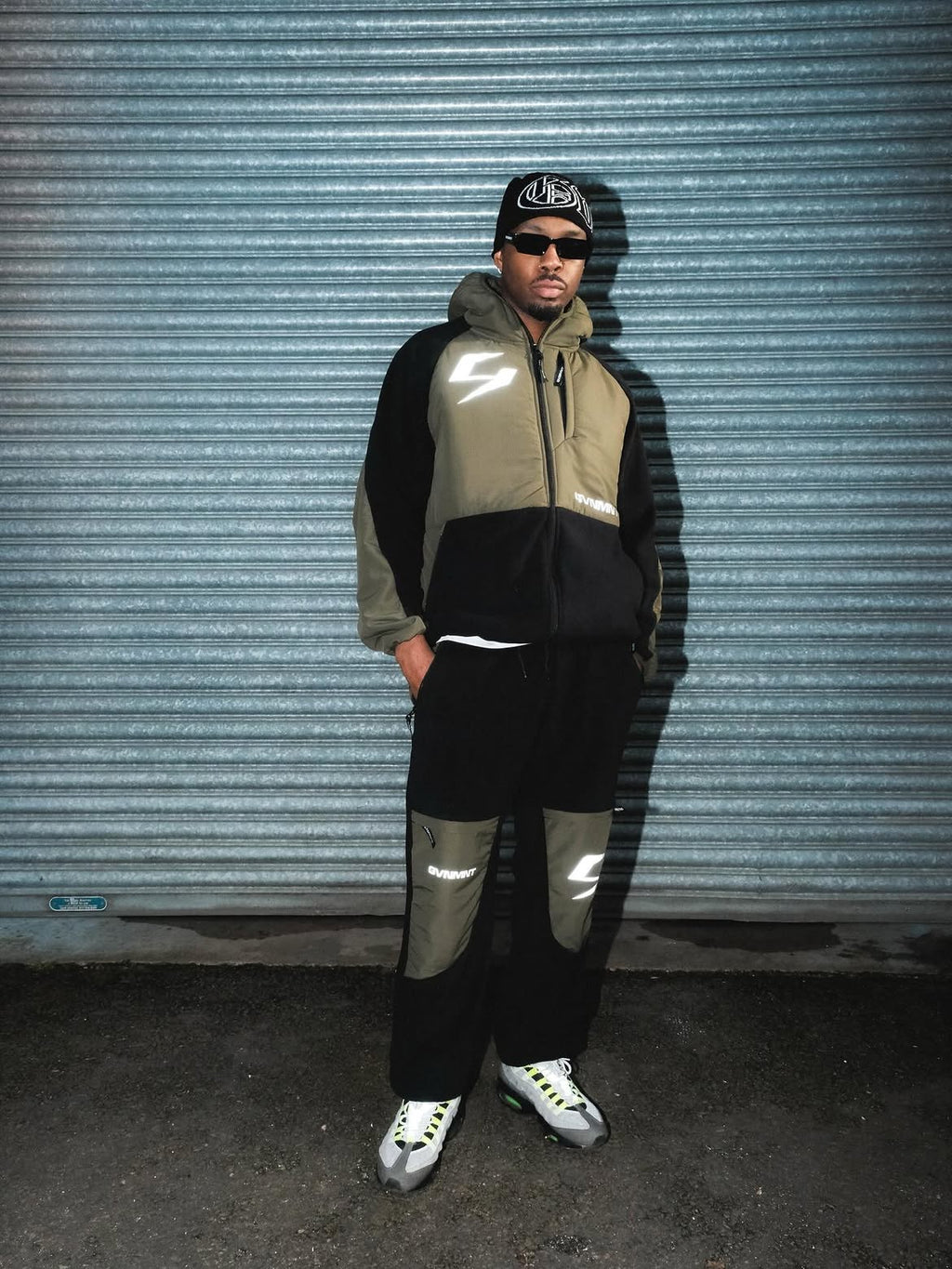 Sector Fleece Jacket - Olive / Black