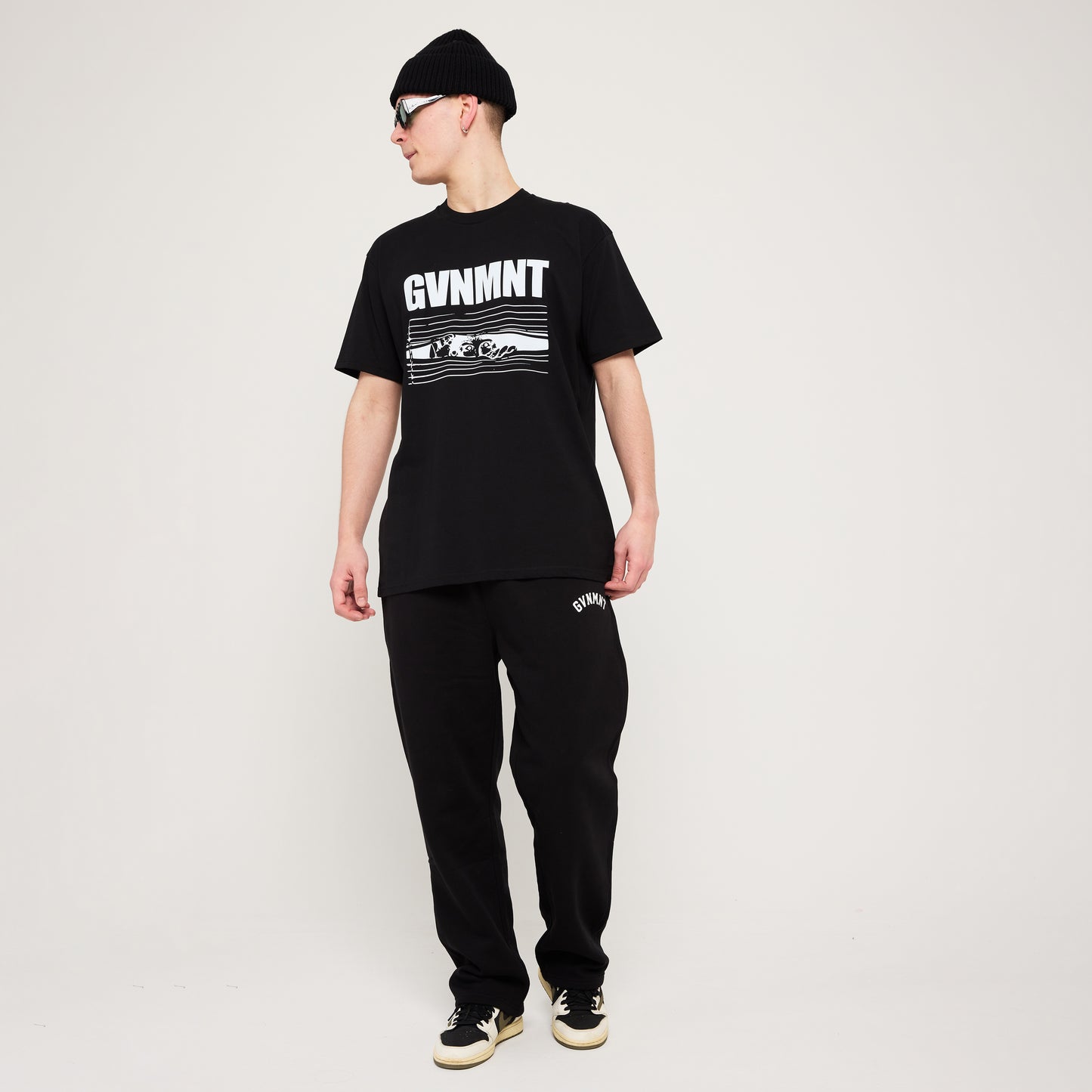 Watchers Tee- Black