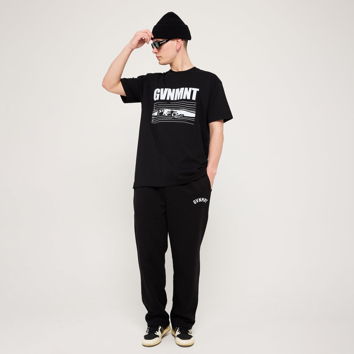 Watchers Tee- Black